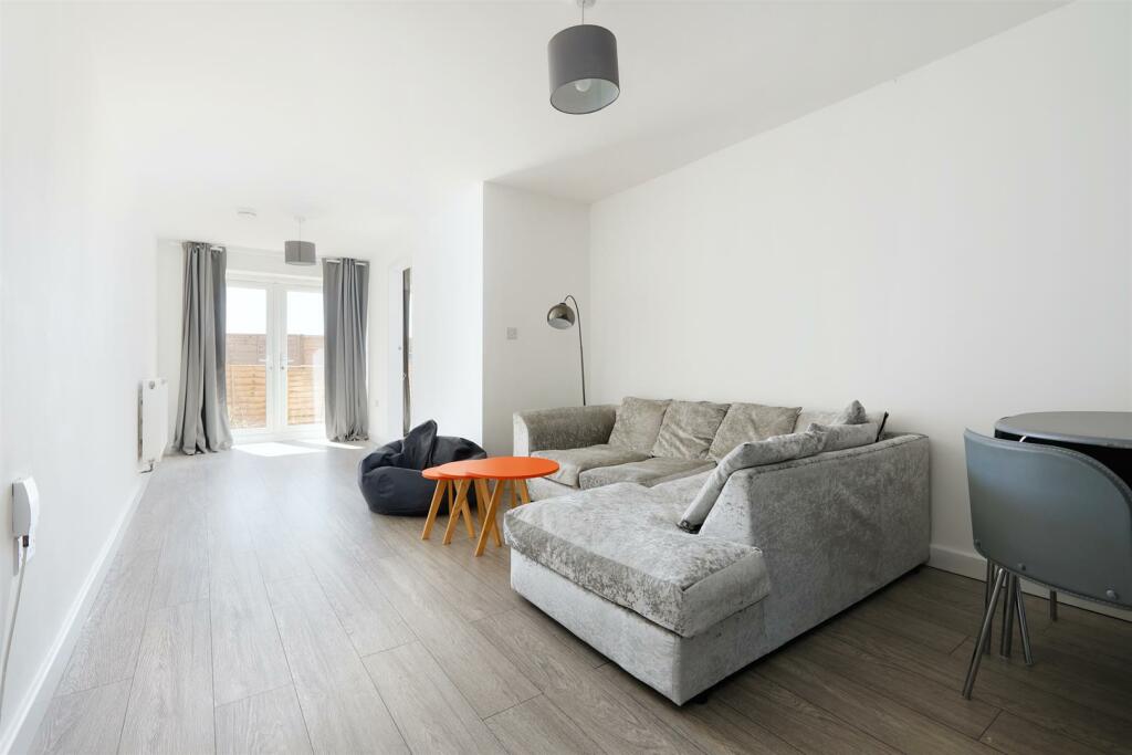 Additional property image - Freshfield Road, Brighton