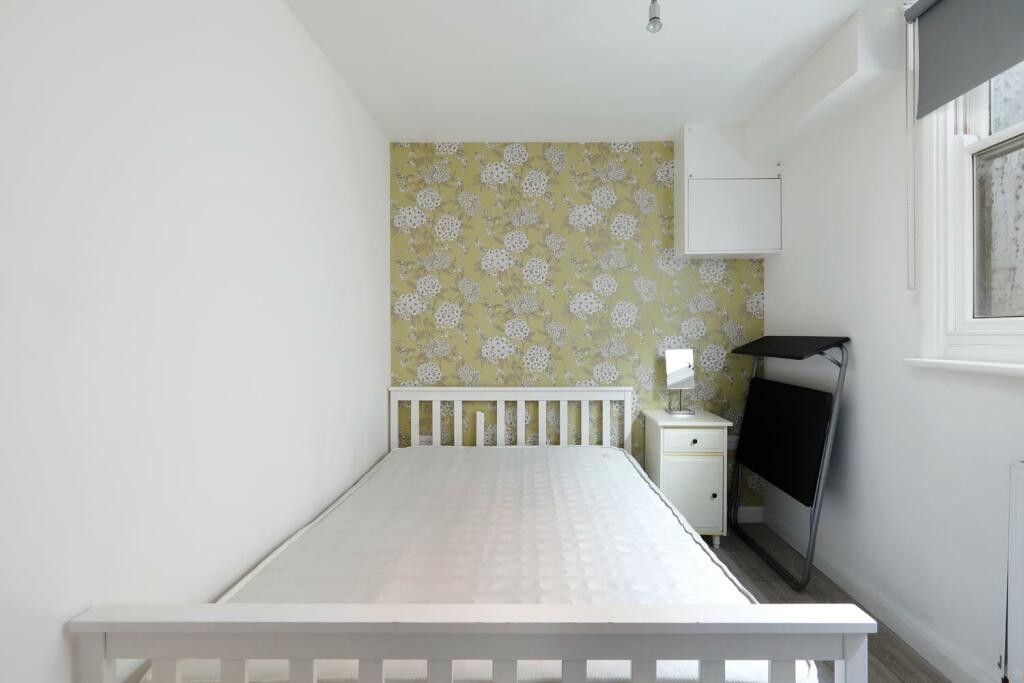 Additional property image - St. James's Street, Brighton