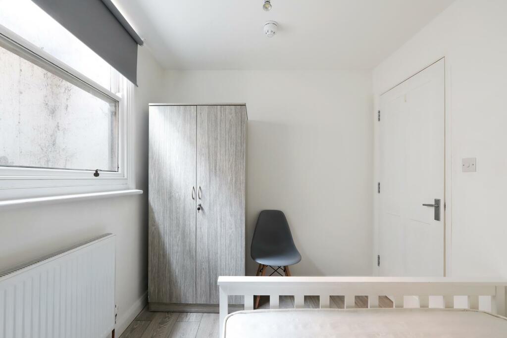 Additional property image - St. James's Street, Brighton