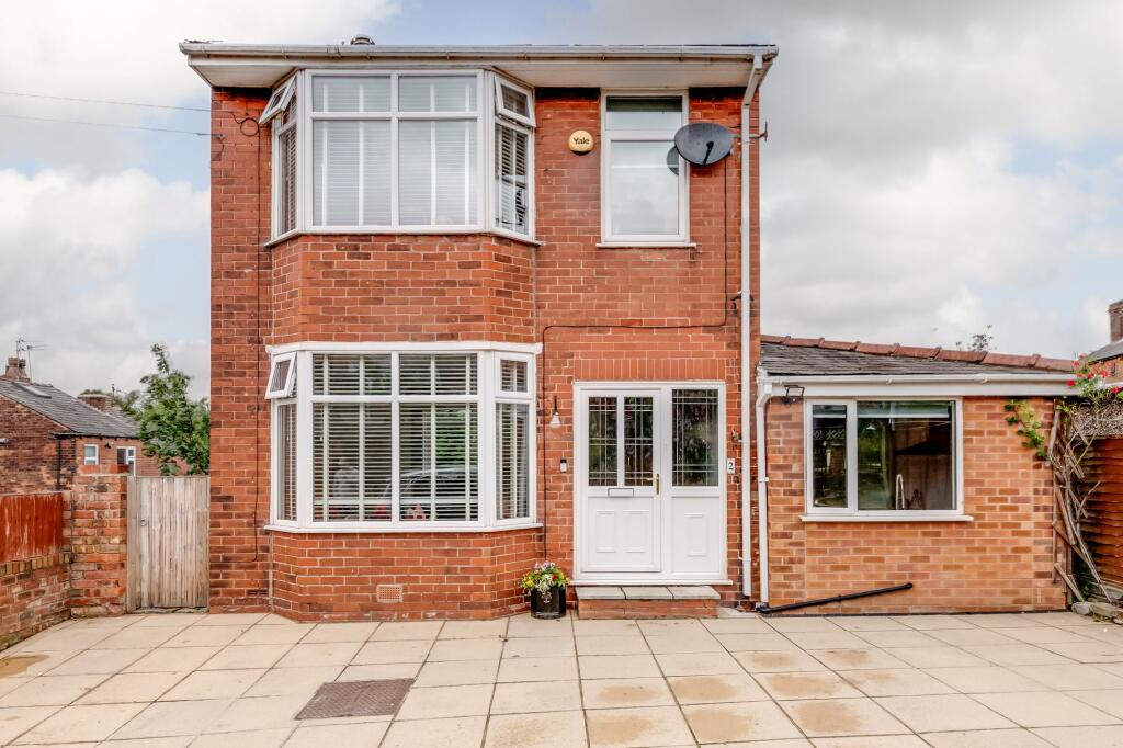 3 bedroom detached house for sale in Alwyn Street, Wigan, WN1