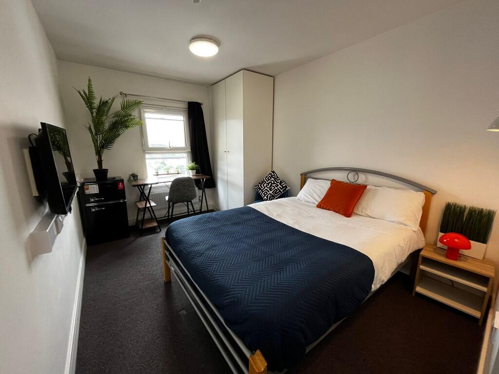 Main image of property: 73 Mutley Plain, Plymouth, Devon, PL4