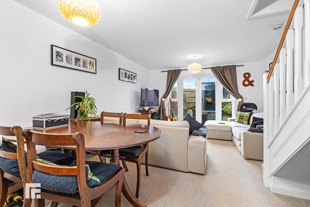 Property image - Clos Y Rheilffordd, Barry