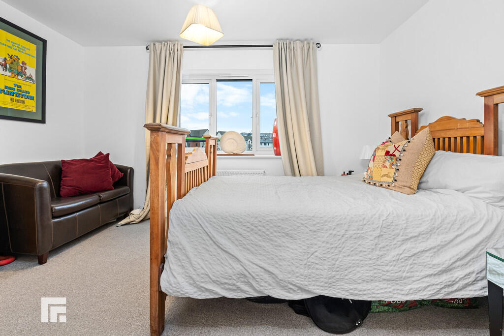 Additional property image - Clos Y Rheilffordd, Barry