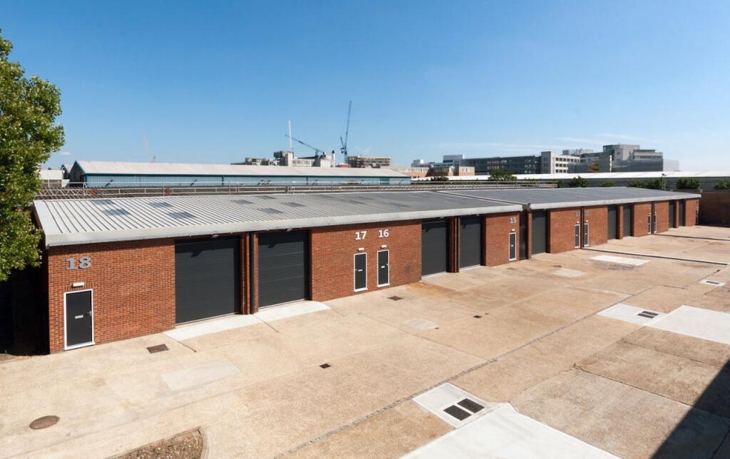 Main image of property: Unit 13 Warnford Business centre, Clayton Road, Hayes, UB3 1BQ