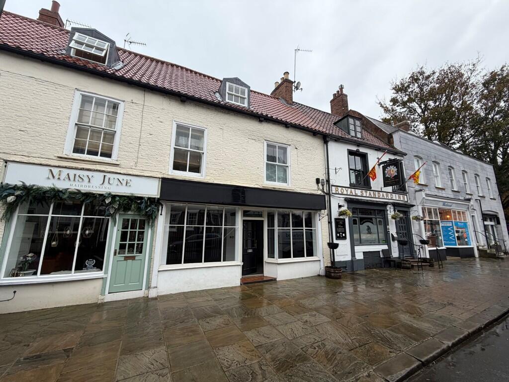 Main image of property: 32 North Bar Within, Beverley, East Riding Of Yorkshire, HU17 8DL