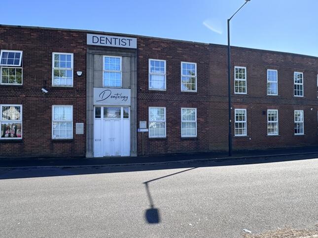 Main image of property: Cleethorpe Road, Grimsby , North East Lincolnshire , DN31