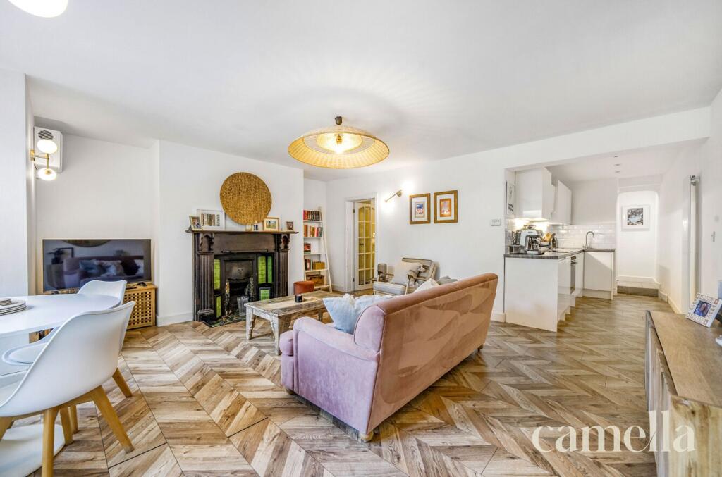 Main image of property: Devonshire Villas, Bath, BA2