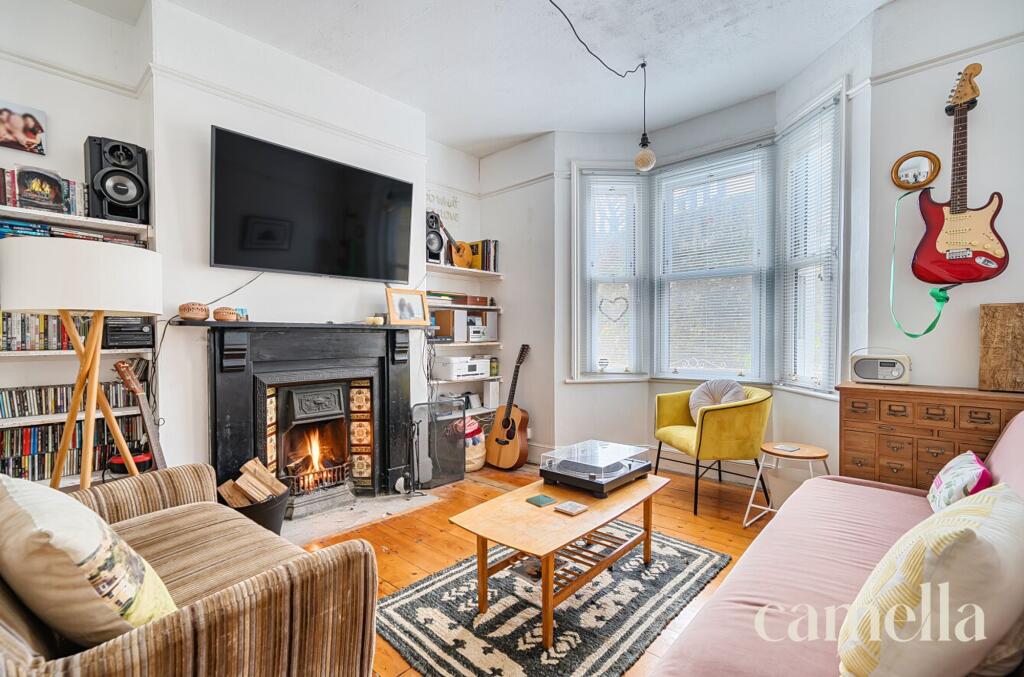 Main image of property: Park Avenue, Bath, BA2