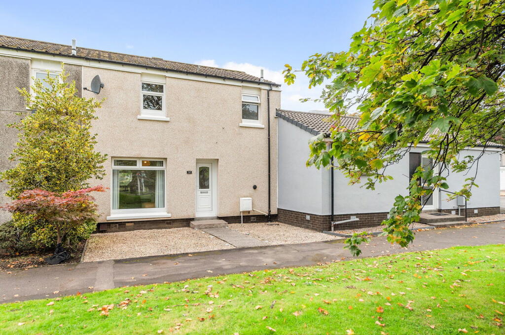 Main image of property: 10 Broompark East, Menstrie, FK11 7AN