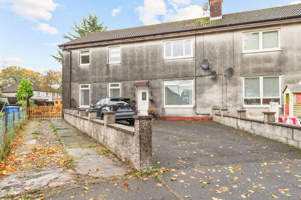 Main image of property: 28 Redlands Road, Tullibody, FK10 2QH