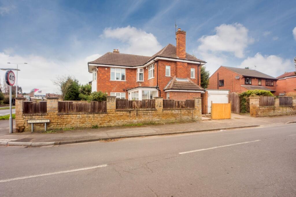 Main image of property: Derby Road, Beeston, Nottingham, NG9
