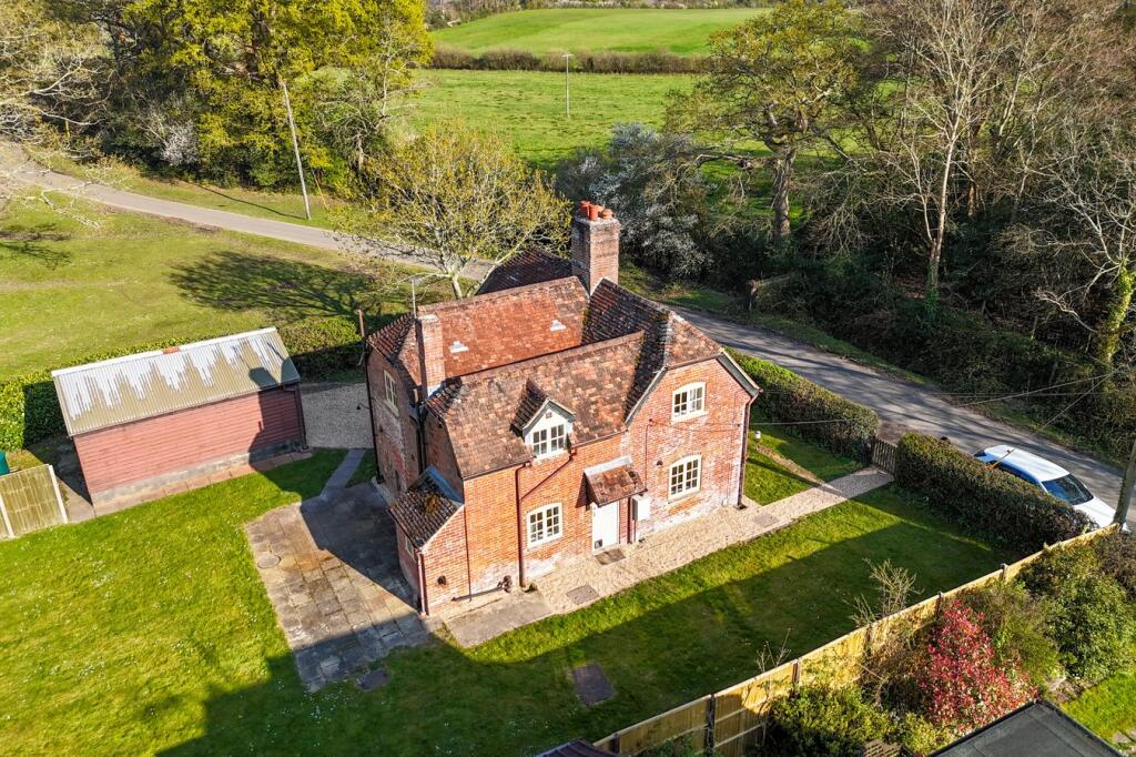 Main image of property: Kewlake Lane, Bramshaw, SO40