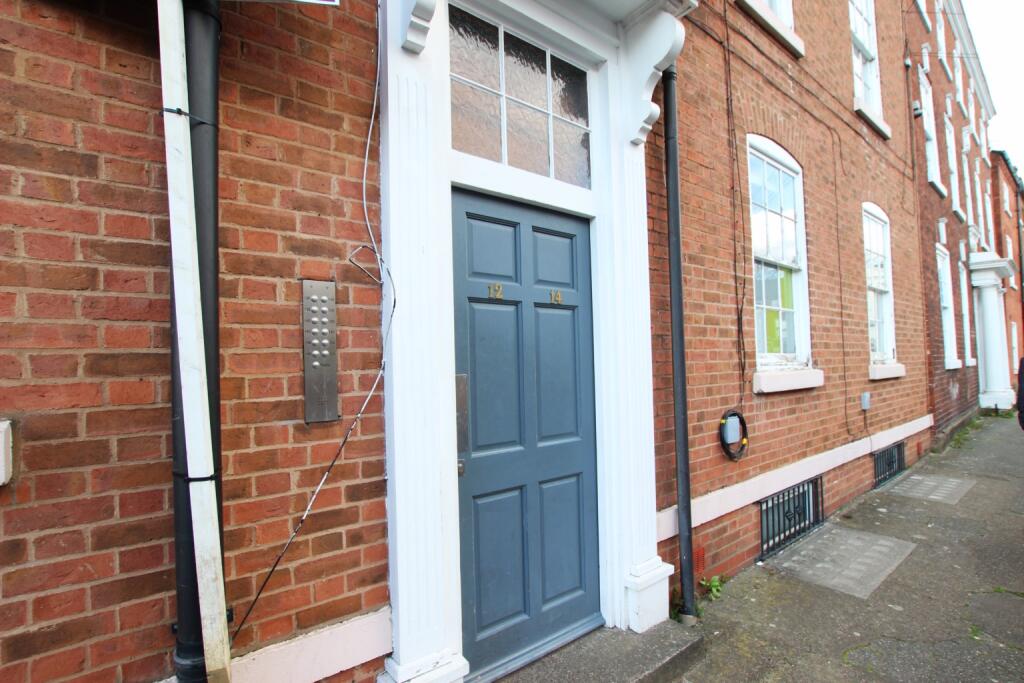 Main image of property: Bath Road, Worcester, Worcestershire, WR5 3EJ
