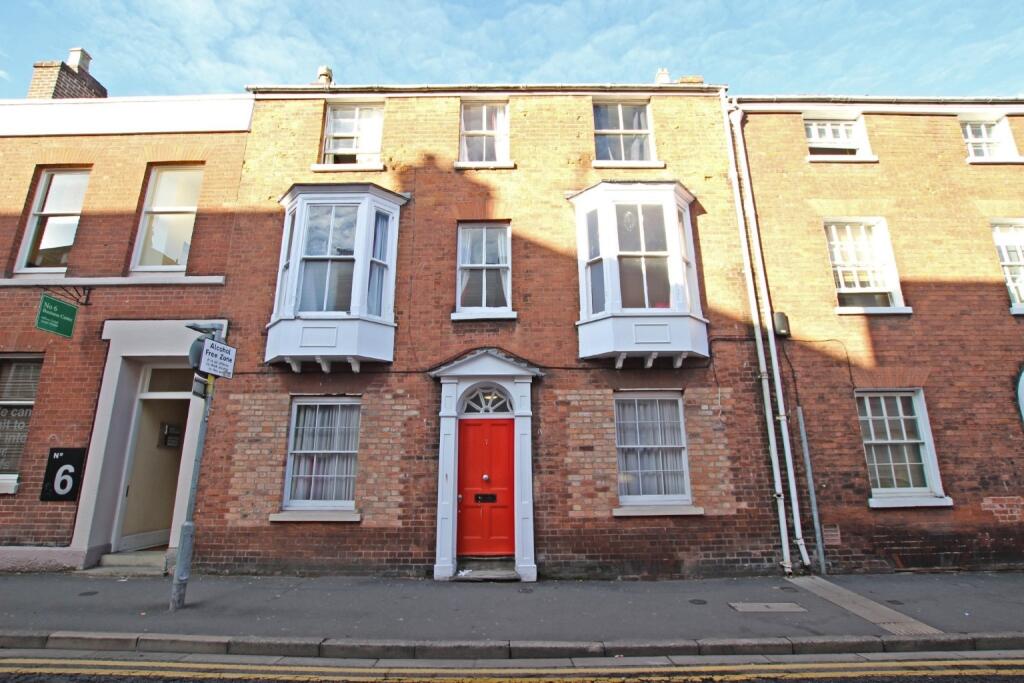 Main image of property: Available Now! - 2 Rooms - Pierpoint Street
