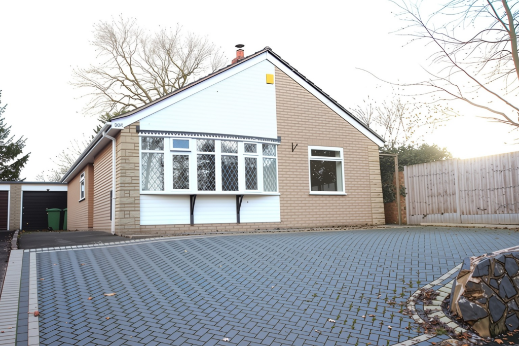 Main image of property: Oldbury Road, Worcester, Worcestershire, WR2 6JJ