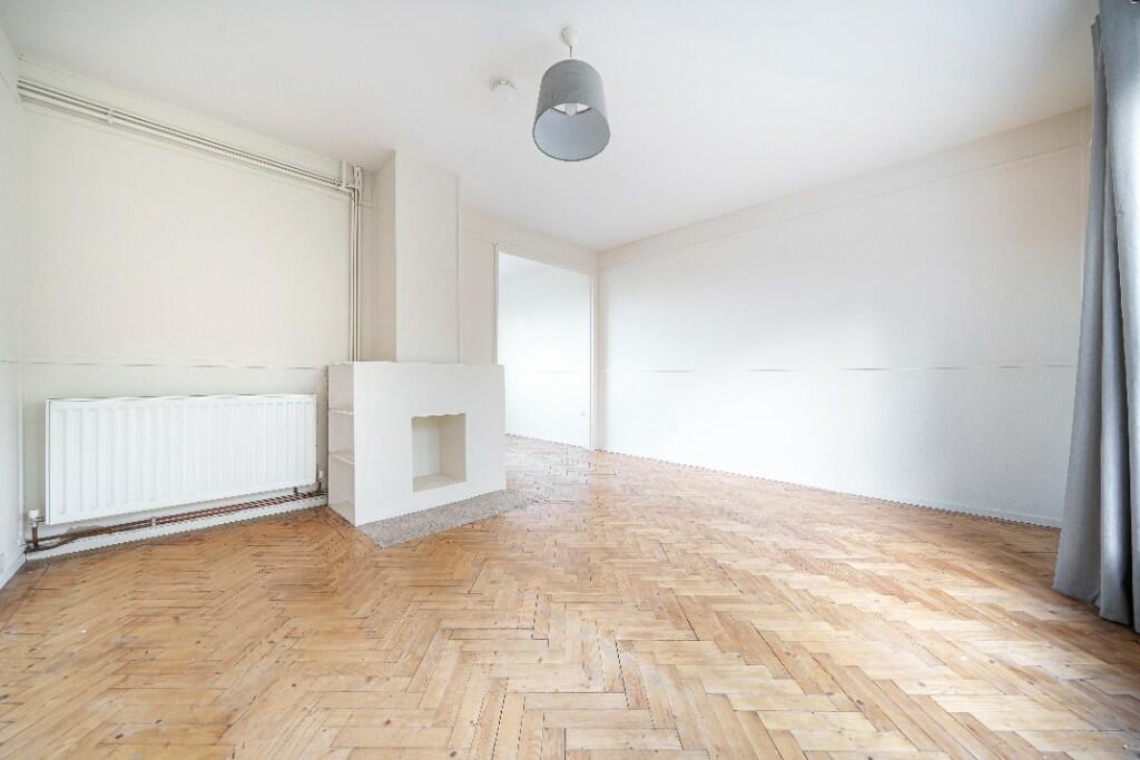 Additional property image - 14 Shaws Way, Bath, Somerset, BA2