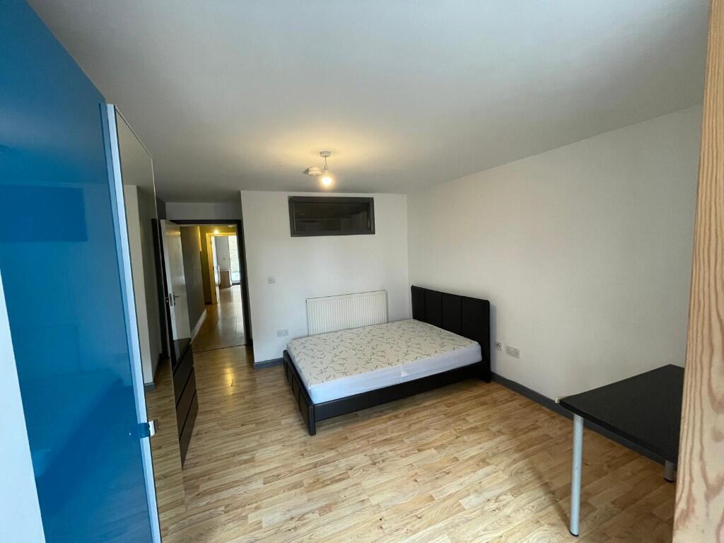 Main image of property: Raven Row, London, E1