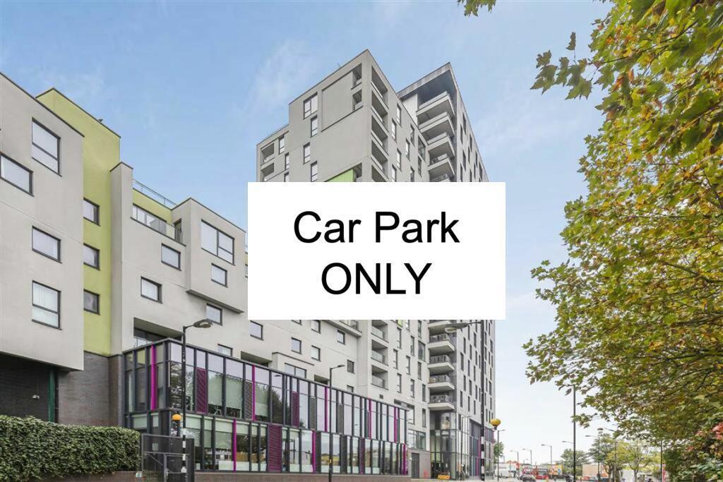 Main image of property: 395 Rotherhithe New Road, Southwark, London, SE16 3FP