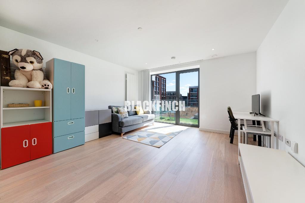 Main image of property: 1 Bonnet Street, Newham, London, E16 2SY