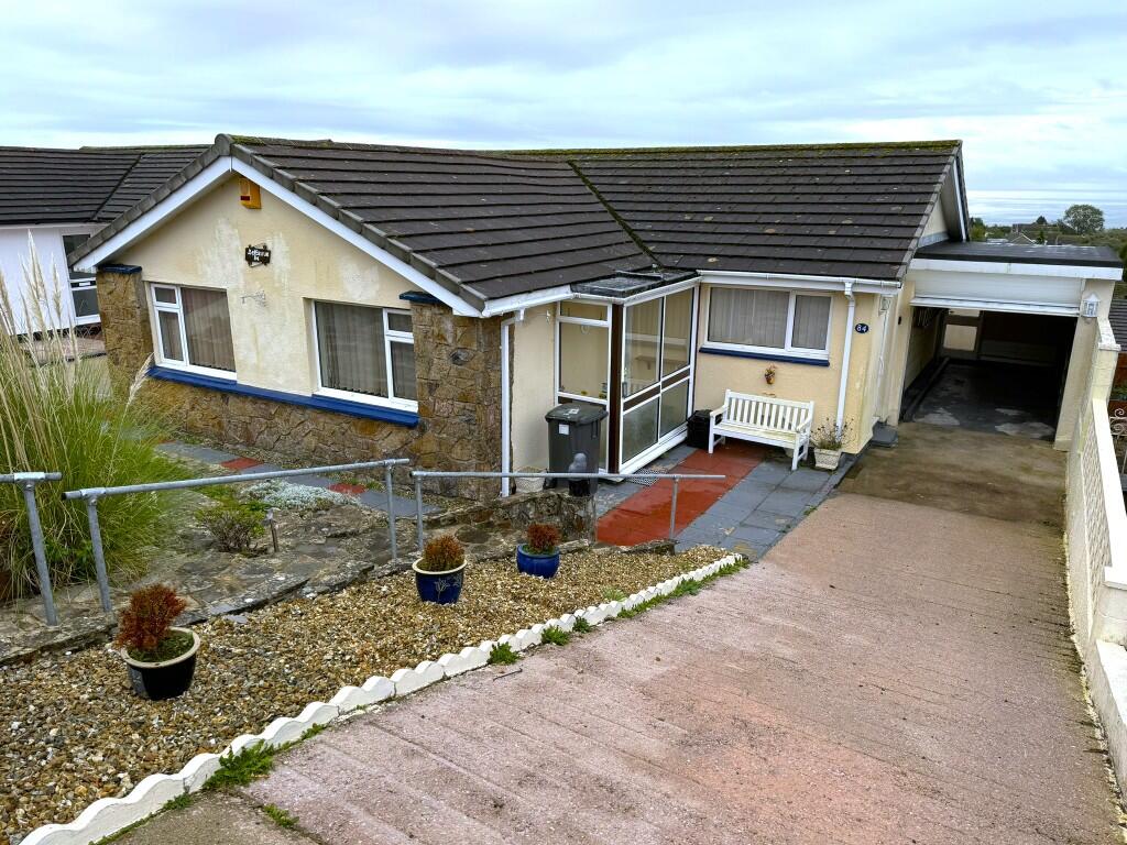 Main image of property: 84 Broadley Drive, Torquay, Devon, TQ2
