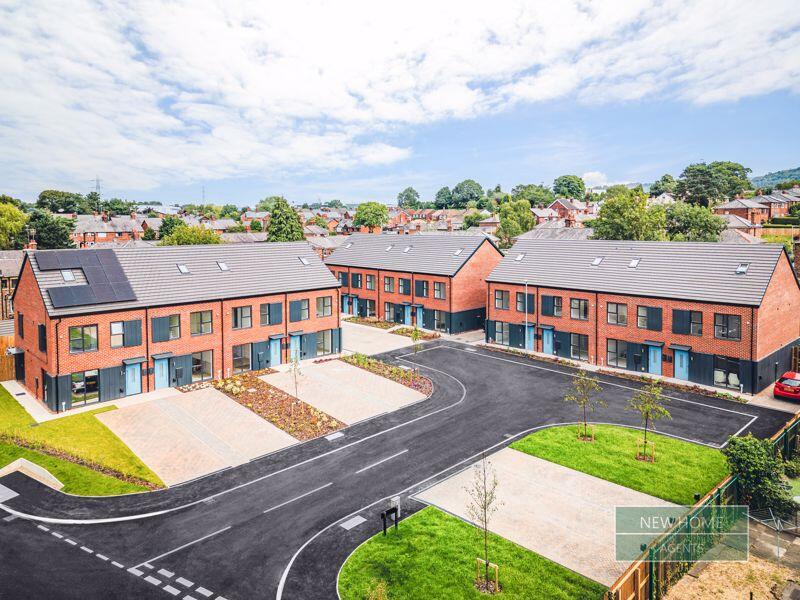 4 bedroom town house