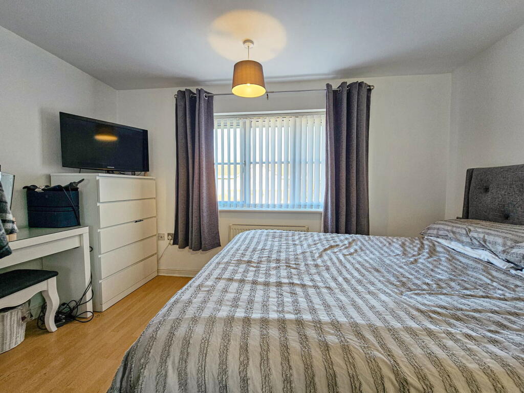 Additional property image - Canalside, Hawkesbury Village, CV6 6RB