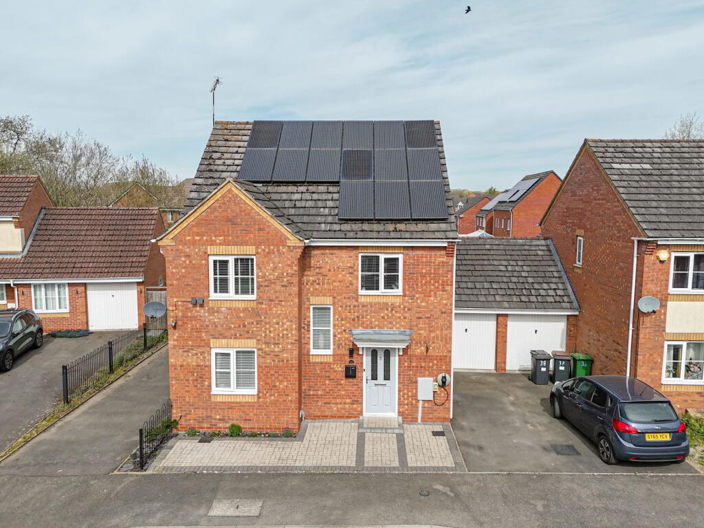 Main image of property: Clover Way, Bedworth, CV12 0GX