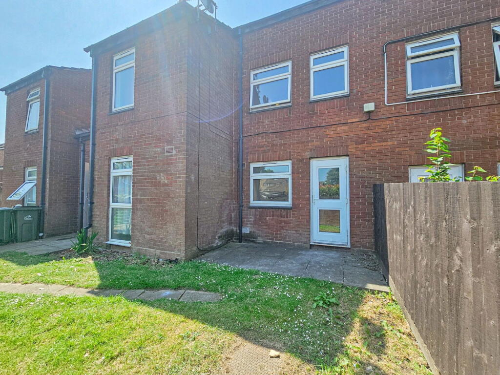Main image of property: Fretton Close, Coventry, CV6 5RQ