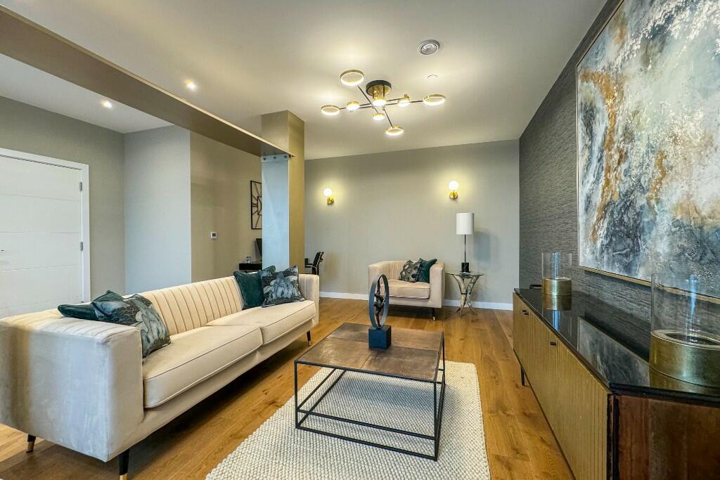 Additional property image - Skyline Penthouses