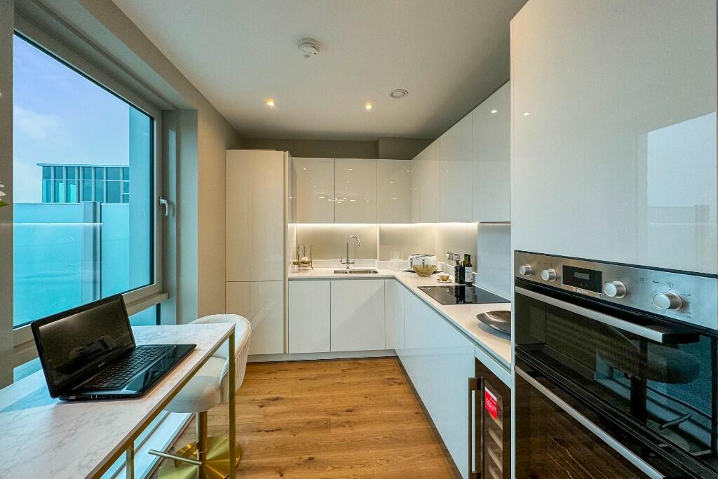 Additional property image - Skyline Penthouses