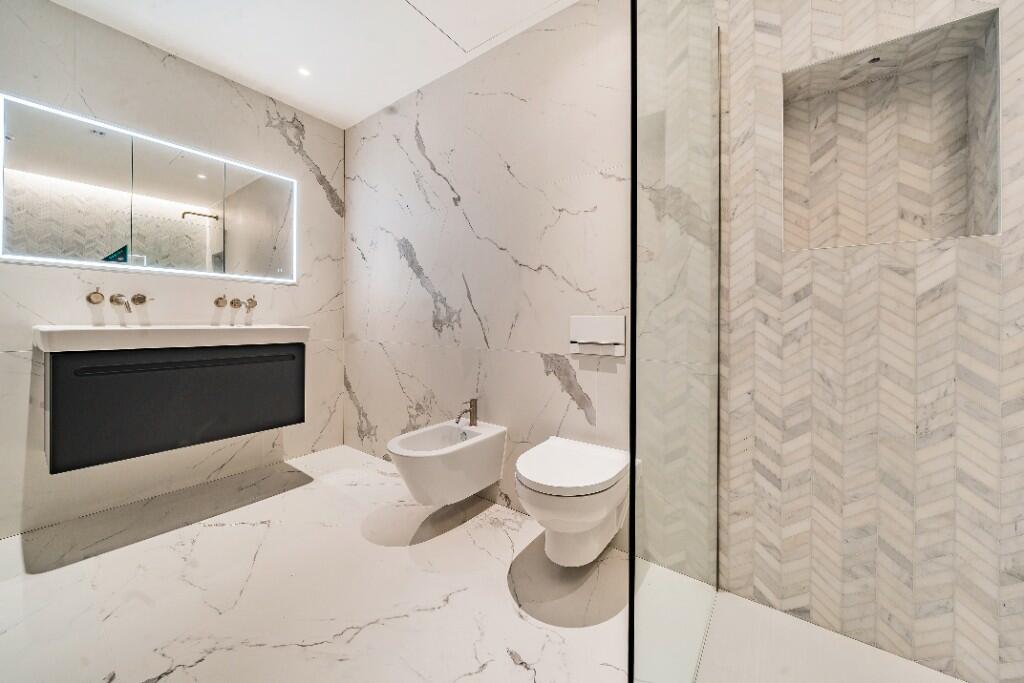 Additional property image - Skyline Penthouses