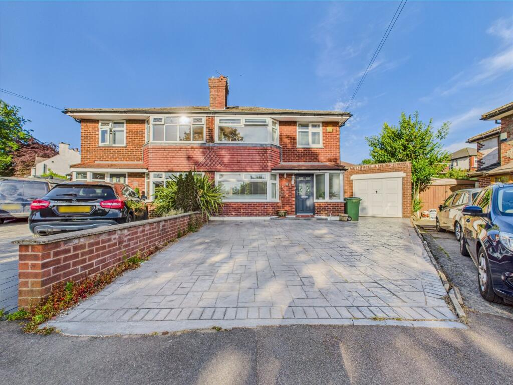 Main image of property: Eskdale Avenue, Woodley, SK6
