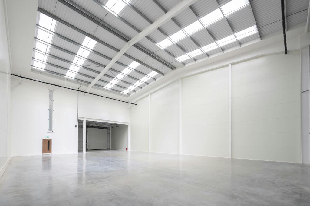 Metroplex Unit 2-4.jpg