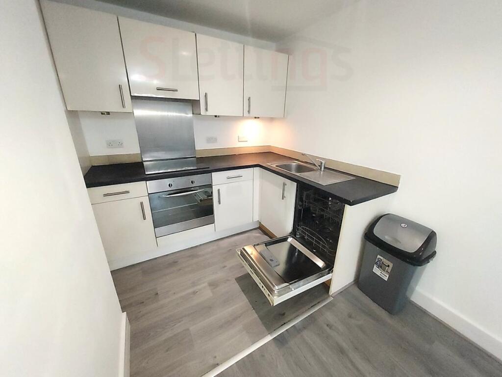 Main image of property: Hendon, NW4