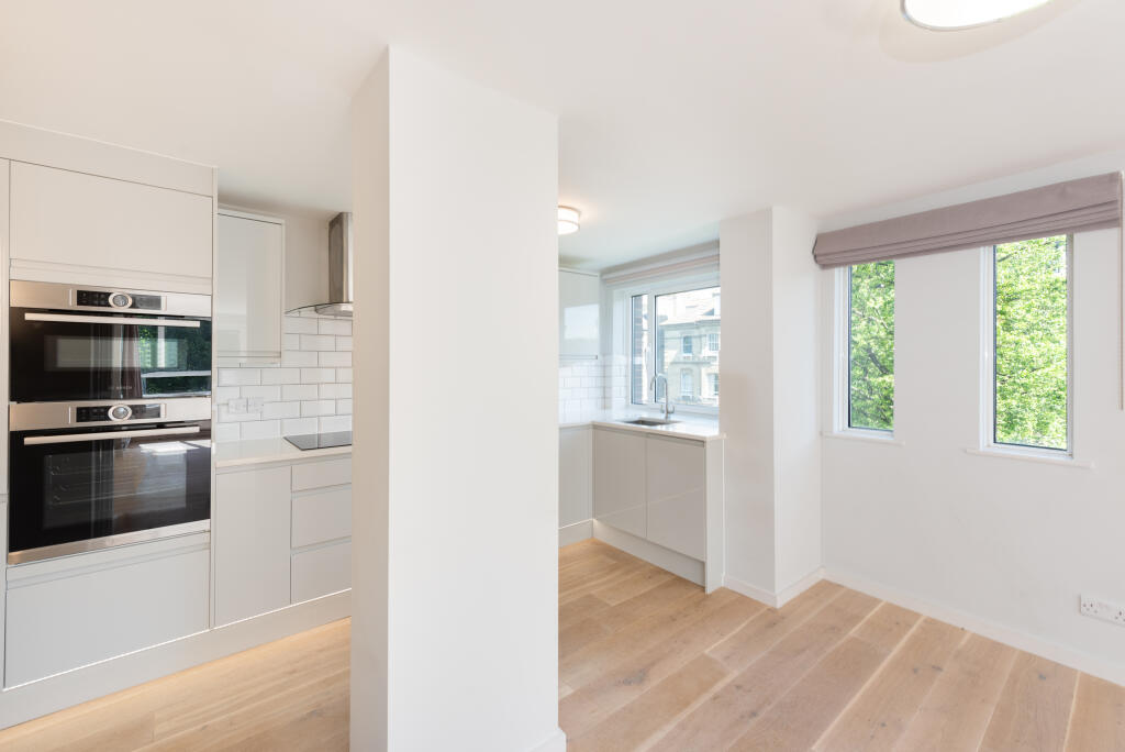 Additional property image - Eaton Manor, The Drive, East Sussex