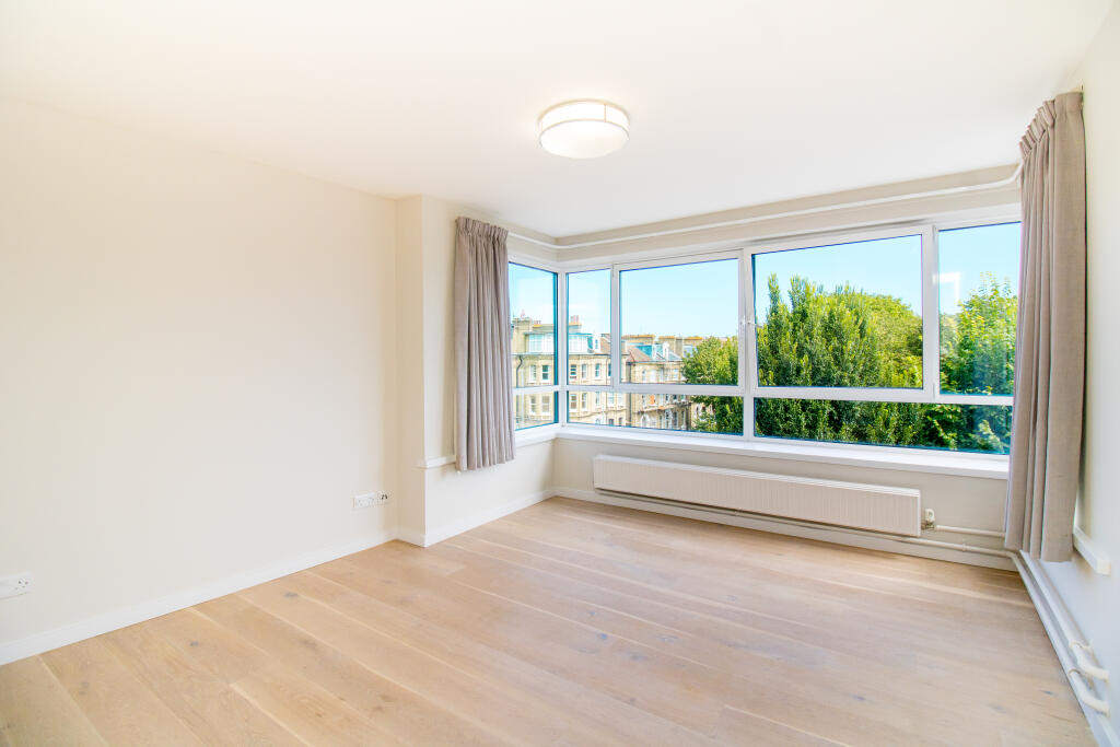 Additional property image - Eaton Manor, The Drive, East Sussex
