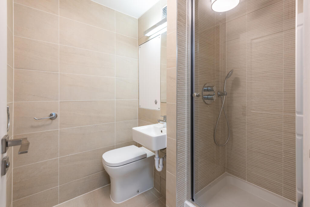 Additional property image - Eaton Manor, The Drive, East Sussex