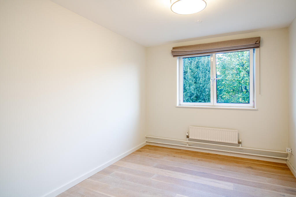 Additional property image - Eaton Manor, The Drive, East Sussex