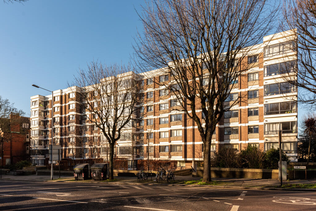 Additional property image - Eaton Manor, The Drive, East Sussex