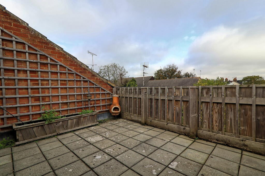 Additional property image - High Street, Maldon, CM9 5BS