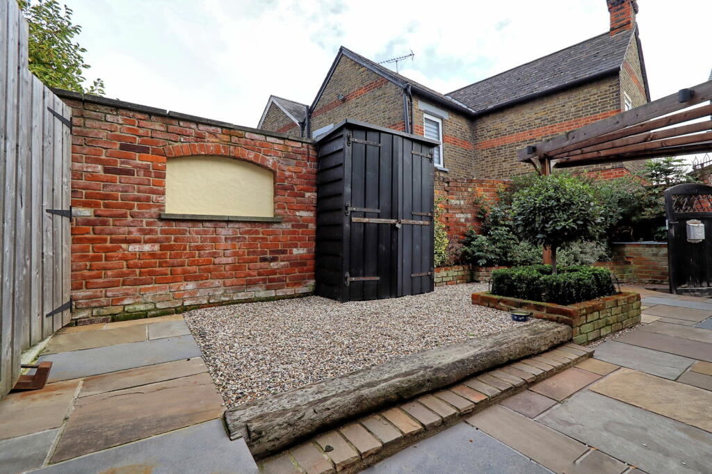 Additional property image - High Street, Maldon, CM9 5BS