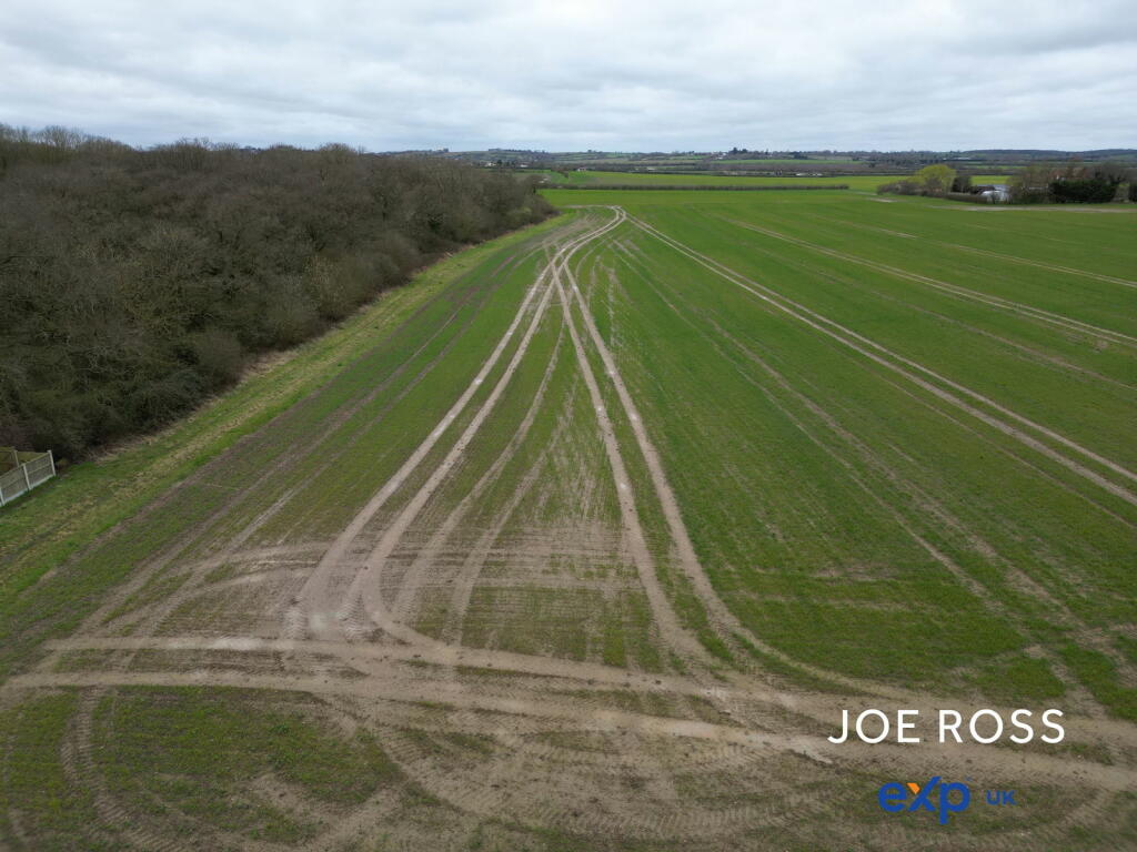 Additional property image - Main Road, Mundon, Maldon, CM9 6PB