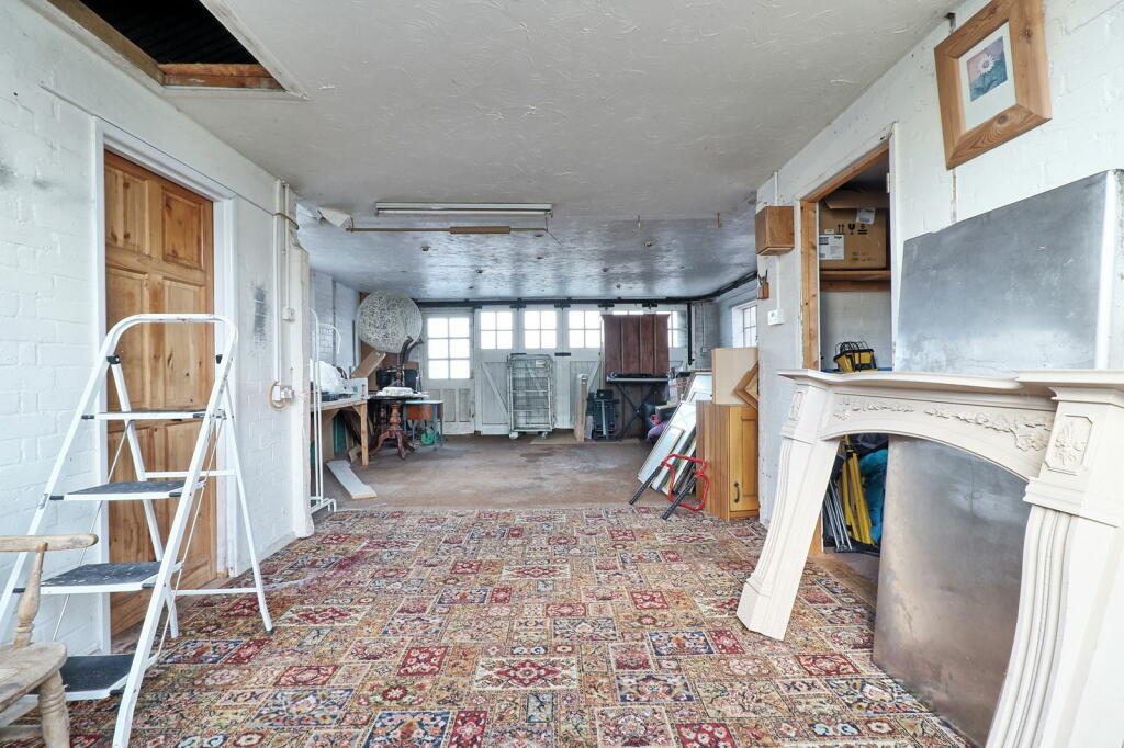 Additional property image - High Street, Thorpe-le-Soken, Clacton-on-sea, CO16 0DY