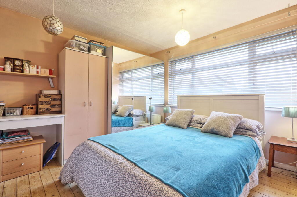 Additional property image - Medway, Burnham-on-crouch, CM0 8TL