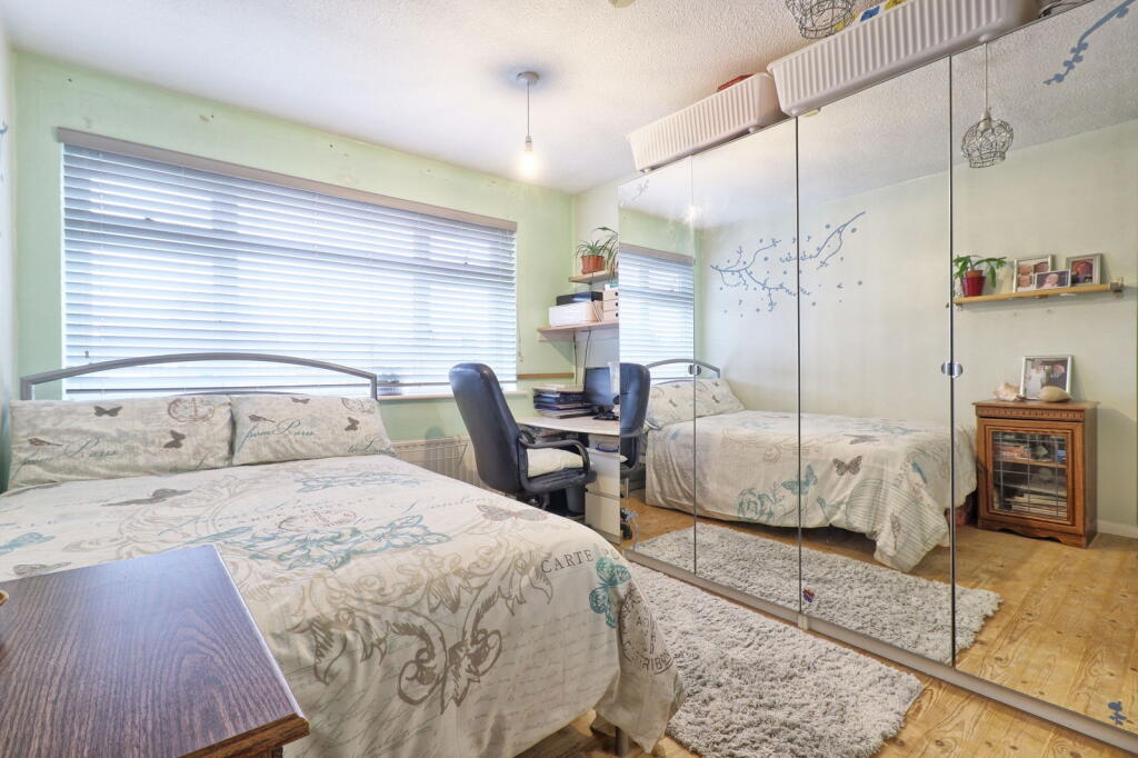 Additional property image - Medway, Burnham-on-crouch, CM0 8TL
