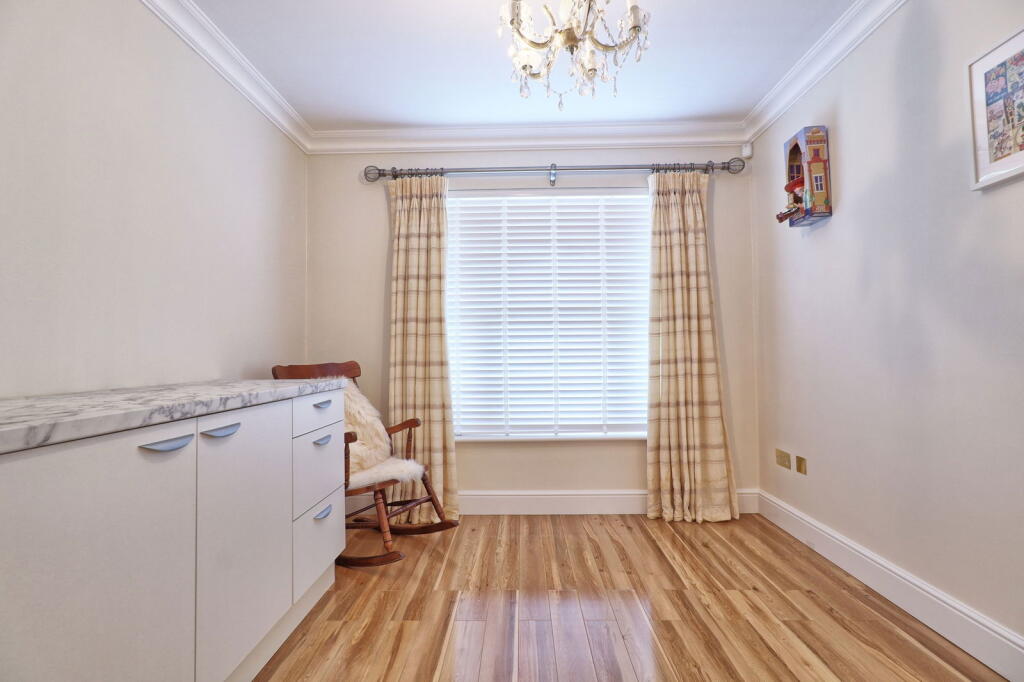 Additional property image - Vicarage Court, Southminster, CM0 7GZ