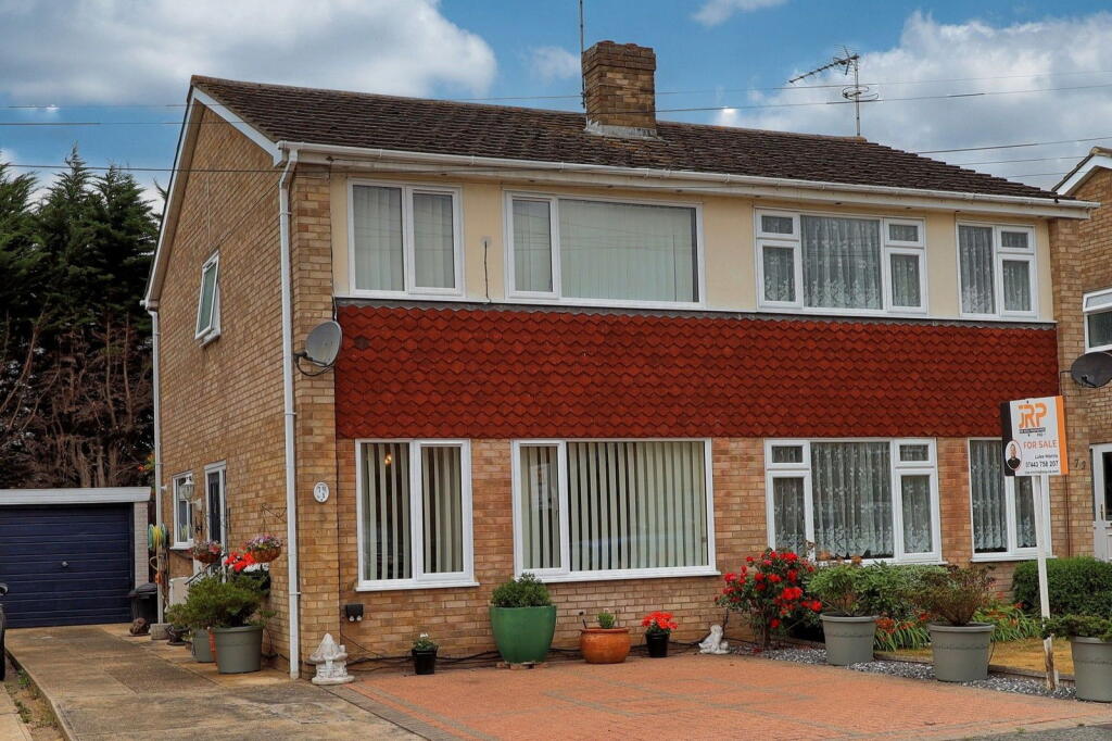 Main image of property: Bramley Way, Mayland, Chelmsford, CM3 6ES