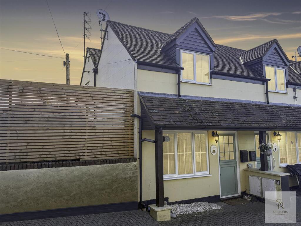 Main image of property: Mulberry Court, Old Town, HP2