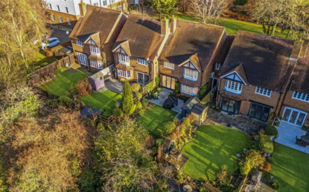 Main image of property: Riverbank, Piccotts End, HP1