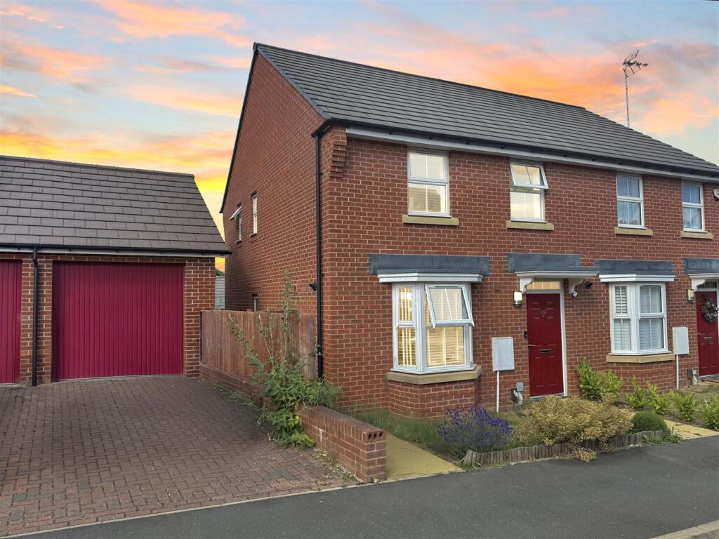 Main image of property: Burgundy Drive, Hemel Hempstead, HP2